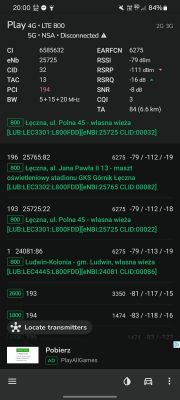 Zrzut ekranu z aplikacją pokazującą parametry sieci komórkowej Play.