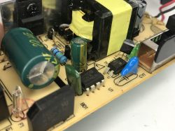 Thermal imaging. A universal workshop power supply for testing laptops for just 45 zlotys?