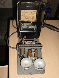 Stare aparaty telefoniczne sprzed 1950 - zdjęcia, schematy, wymiana części