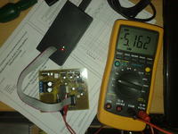 Napięcie na programatorze z programowanego procesora.