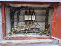 Podłączenie inwertera Fronius do sieci energetycznej Podłączenie inwertera Fronius do sieci energetycznej