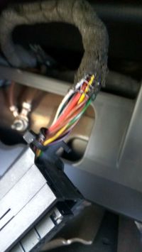 Astra H - Instrukcja rozebrania wtyczki i podłączenia żeńskich pinów