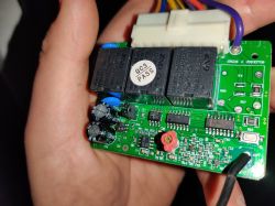 Uniwersalny sterownik centralnego zamka - programowanie nowych pilotów