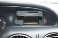 Jak uruchomić fabryczną nawigację w Renault Scenic 1999 bez karty PCMCIA?