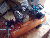 Kompresor 100l 2 tłokowy na 230V 2200W, nie chce startować Kompresor 100l 2 tłokowy na 230V 2200W, nie chce startować
