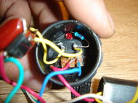 Paralizator latarka Police 75W - jak podłączyć urwany przewód?