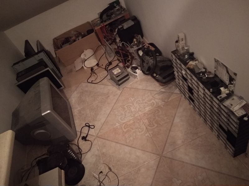 Anonimowe elektro-chomiki + konkurs(-y)