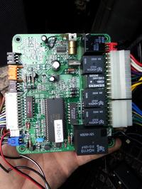 Jak zaprogramować pilota do nieznanej centralki alarmu w samochodzie?