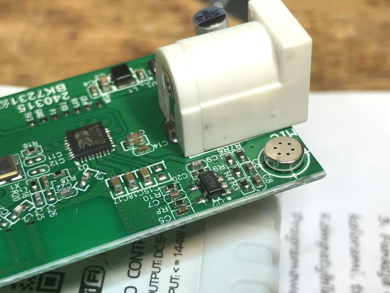 Software change and decoding of remote control codes from the Wi-Fi LED bar controller OP-WF-A3