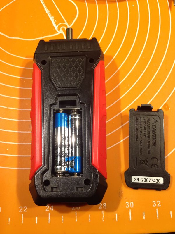 Tachometr TA 500C - pomiar prędkości obrotowej części ruchomych. Opis możliwości i obsługi.