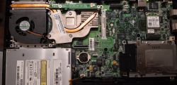 Dell Vostro 1000 - Nie wyświetla nic, nie uruchamia się...