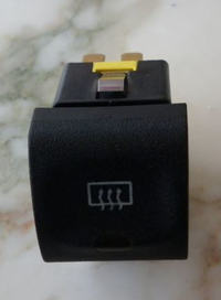 Opel Vectra B - nie świecą przełączniki obiegu powietrza, podgrzewania szyby