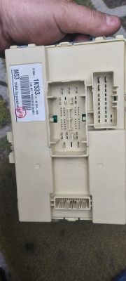 Kia venga 1,6 cvvt ,125 km - poszukuje pilnie schematu elektr. wtyczki front przy bezpiecznikach w 