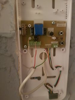 Podłączenie domofonu Cyfral 5P do instalacji 4-żyłowej