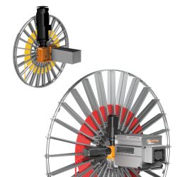 Bęben kablowy z mechanizmem zwijającym i przewodem w kolorze żółtym i czerwonym.
