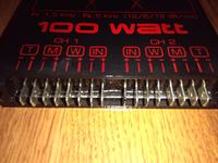 Jak podłączyć wzmacniacz RES CX35 z Seata Cordoby 94? Oznaczenia T, M, W, IN