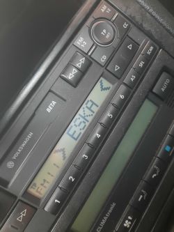 Golf 4 - Dodawanie modułu do oryginalnego radia dla podłączenia kabla AUX