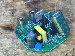 Zmiana firmware ESP8266 dla smart włącznika światła Appio 1 Gang Switch 9608 (Lumenix)