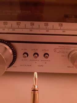 Jak podłączyć subwoofer do amplitunera vintage kenwood 4010?