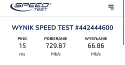 Ekran z wynikiem testu prędkości internetu: ping 15 ms, pobieranie 729,87 Mb/s, wysyłanie 66,86 Mb/s.