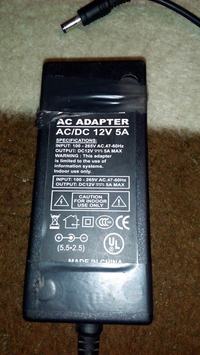 Stary suboofer podłączenie zamiast do prądu to do akumulatora.