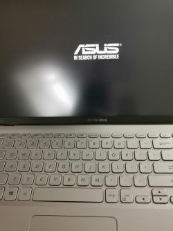 Laptop - Problem z włączeniem
