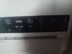 Panel sterowania zmywarki Siemens SD13GT1S z widocznymi ikonami i oznaczeniami programu.