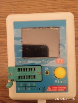 Multi-function Tester T-7 - opinia testera. Po sprawdzeniu paru tranzystorów - padł.