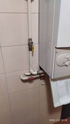 Vaillant Dual-Purpose Gas Furnace: Low Pressure Issues, S54 Code & Expansion Tank Queries