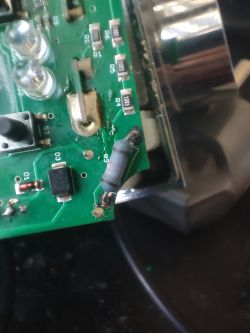 Jakie wartości ma opornik na zdjęciach? [Elektroda]