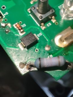 Jakie wartości ma opornik na zdjęciach? [Elektroda]