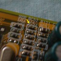 Małe +12V-rozwiazane, czerwona dioda na płycie - co jest?
