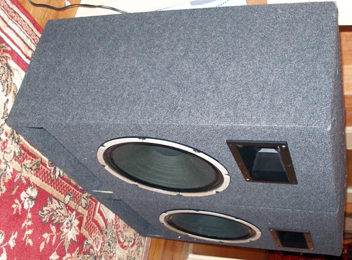 Kolumny 2 x 130W/ 8 Ohm na przetwornikach Tonsil Kolumny 2 x 130W/ 8 Ohm na przetwornikach Tonsil