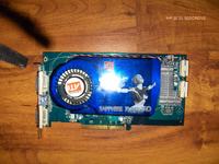 Sapphire Radeon x1950 PRO 512mb po której stronie wiatrak ?
