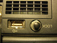 Panasonic Toughbook CF-45 - czy posiada przycisk 'reset'?
