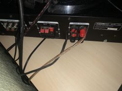 Podłączenie subwoofera do zestawu z dwiema kolumnami - jakie parametry?