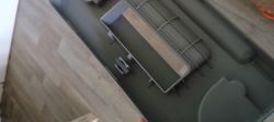 Obudowa wymiennika ciepła suszarki Samsung z widocznym magnesem umieszczonym w środku.