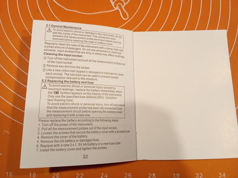 MESTEK DM 100 - miernik uniwersalny dla każdego? Krótki opis i kilka fotek.