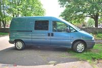 Rozpoznaniu marki i modelu samochodu po zdjęciu z kamery przemysłowej