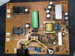 Krótka naprawa starego monitora BenQ Q9T5 - wymiana kondensatorów, "recapping"
