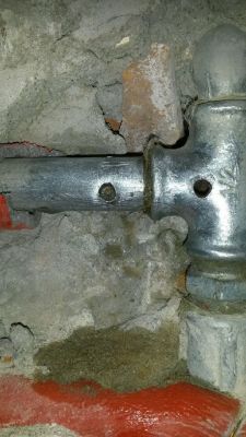 Small Bathroom & Kitchen Water Installation: PEX/AL/PEX, U-type Fittings, Boiler, Taps Small Bathroom & Kitchen Water Installation: PEX/AL/PEX, U-type Fittings, Boiler, Taps