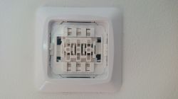 Guide for Safely Removing Brand New Switch Frame Without Damage