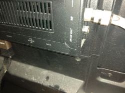 - SPDIF out w TV, a podłączanie głośników 2.1 z komputera