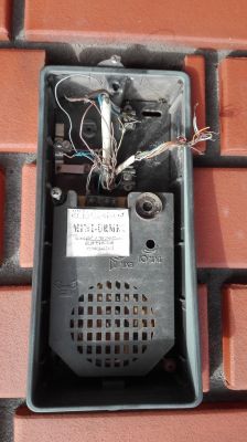 Urmet Miwi + Unifon 1131 + Zasilacz 18N Urmet Miwi + Unifon 1131 + Zasilacz 18N
