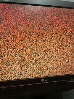 Monitor LG M1717A - zmiana kolorów na pomarańczowy