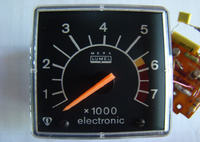 tico - uszkodzony obrotomierz lumel ms1-051, wskazówka wychyla się max