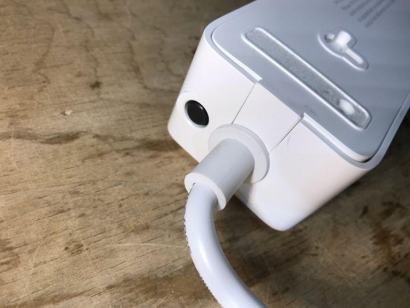 Which Wi-Fi controlled strip with QC? The interior of the Tapo P300 from TP-Link