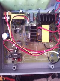 plenerowe zasilanie lampy studyjnej Quantuum R+ Dual Power 300Ws