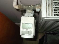 Elektroniczna głowica termostatyczna zasilanie zewnętrzne Elektroniczna głowica termostatyczna zasilanie zewnętrzne