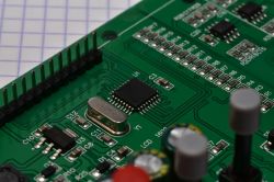 Recenzja FG-100 DDS - lub tani generator funkcyjny